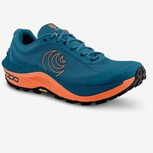 Topo Athletic MTN Racer 3